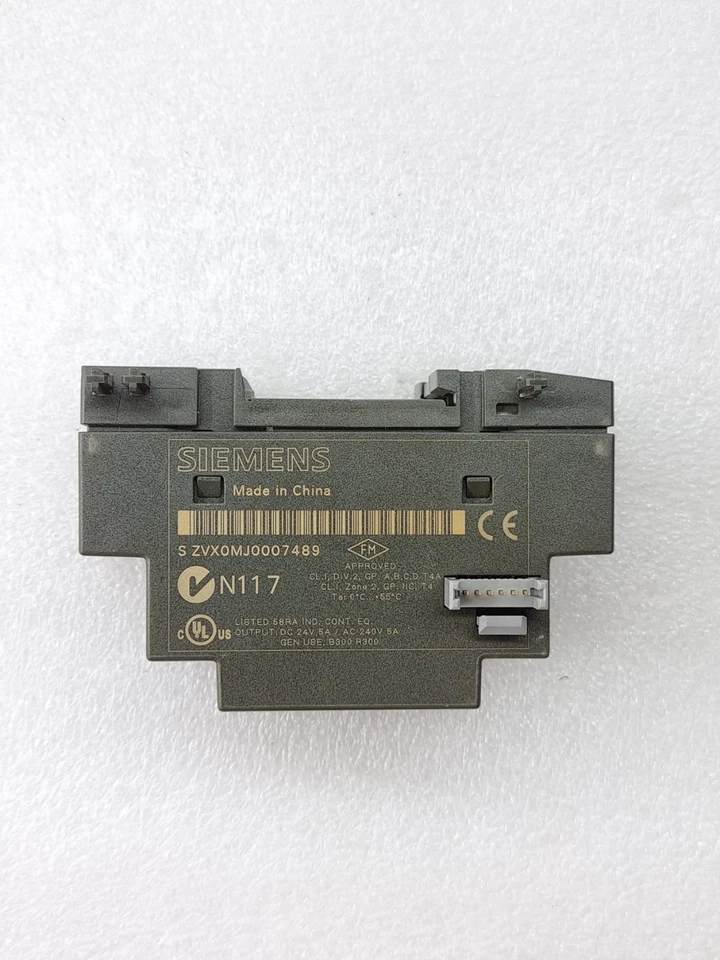 SIEMENS 6ED1055-1MB00-0BA1 DM8 12/24R 12/24VDC LOGO EXPANSION MODULE